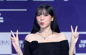 이영지, ‘구독자 444만’ 유튜브 접고 1억 기부…“이제부터 금주”