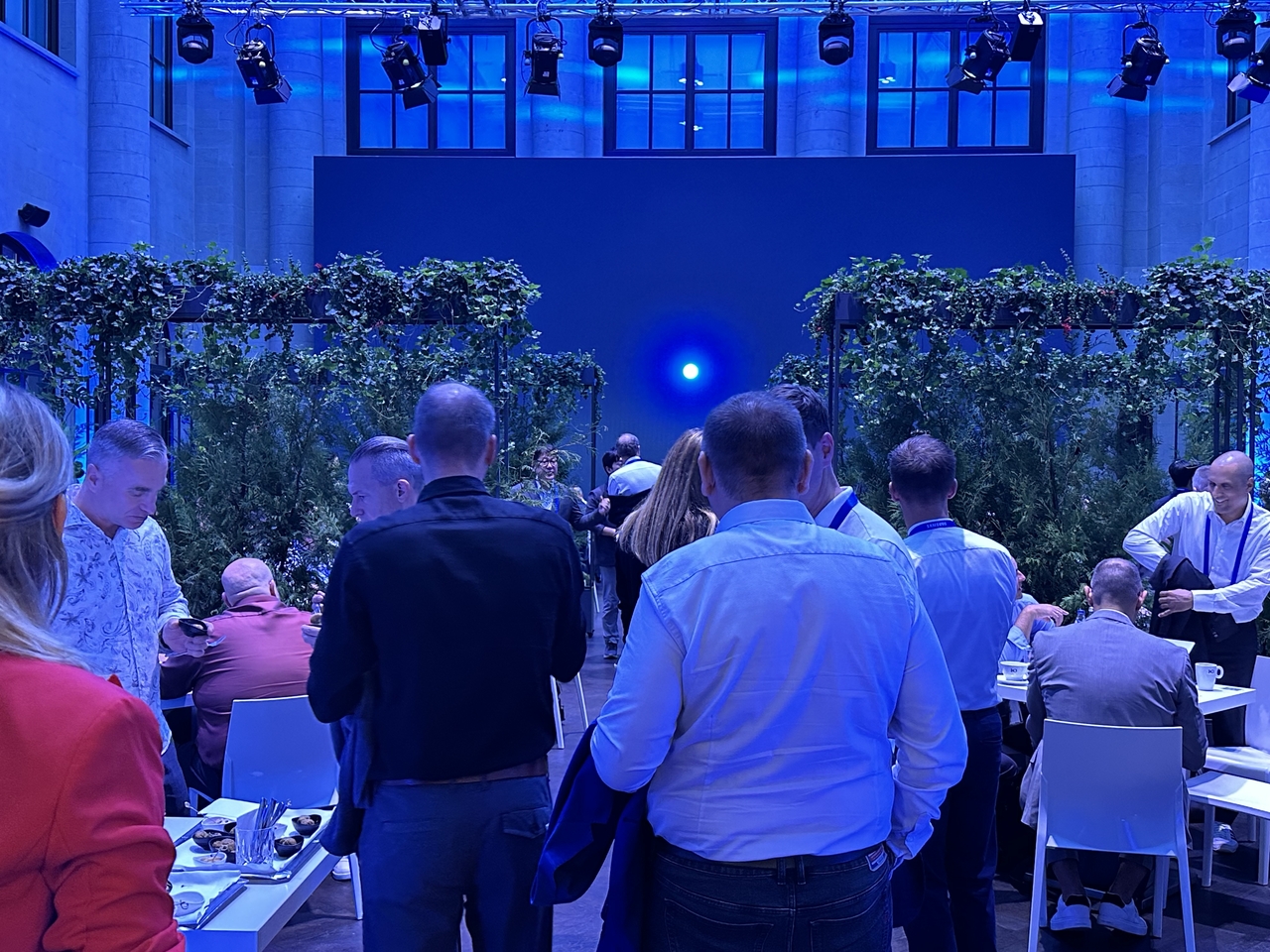 Samsung Electronics set up a dedicated exhibition space at Humboldt Carré in central Berlin for IFA 2026. The B2B customer lounge inside the exhibition hall was packed with visitors on Friday (local time).