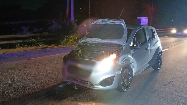 A damaged vehicle remains at the site of a hit-and-run accident in Iksan, North Jeolla Province, on Saturday after an Uzbek student allegedly fatally struck a cyclist in his 80s. (Jeonbuk Fire Safety Headquarters)