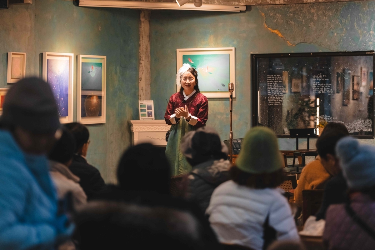 The South Jeolla-Gwangju Integrated Special City is running a village tour connecting the Gwangju Biennale with the modern historical and cultural heritage of Yangnim-dong in Nam-gu.