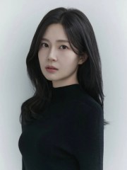 Baek Jin-hee set to wed in January: report