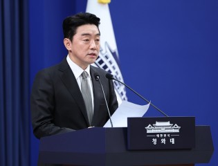 강훈식 청와대 비서실장. [연합]