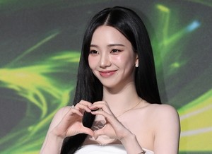 유명 걸그룹, 남미서 ‘굴욕’…‘60% 할인’에도 객석 텅 비었다