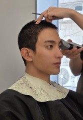 Seventeen’s DK enlists