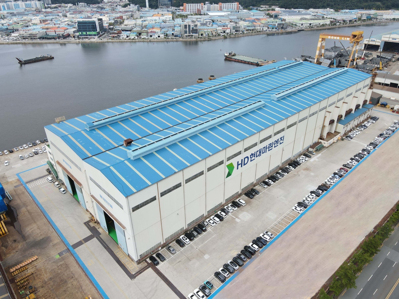 A view of HD Hyundai Marine Engine's Changwon plant. (Courtesy of HD Hyundai)