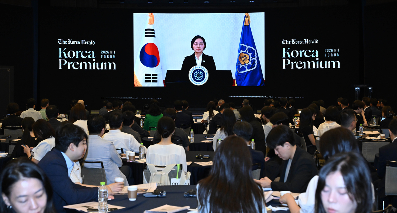 Prime Minister Han Seong-sook delivers congratulatory remarks via video at The Korea Herald's 2026 HIT Forum, held at the Korea Chamber of Commerce and Industry in Seoul, Tuesday. (Lee Sang-sub/The Korea Herald)