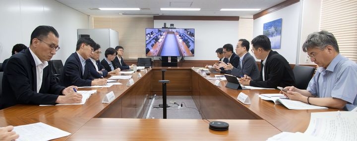 Lee Hyung-il, vice minister of the Ministry of Economy and Finance, presides over the second Job Task Force meeting at Government Complex Seoul in Jongno-gu, Seoul, on Aug. 17.