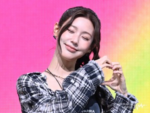 Team for (G)I-DLE's Miyeon denies promotional intent amid medical ad allegations over endoscopy video