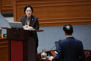 Four-day interpellation session opens with constitutional change in focus
