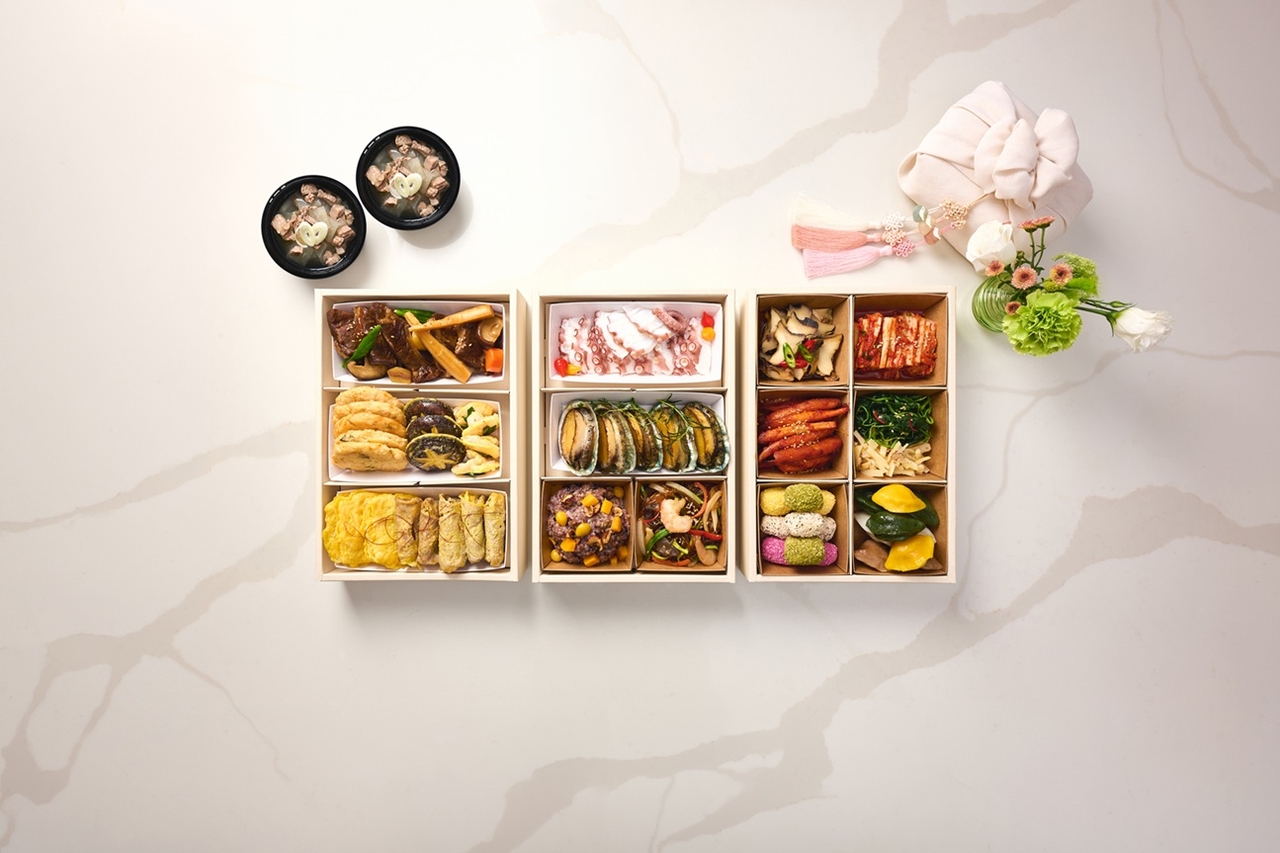 (Lotte Hotels & Resorts)
