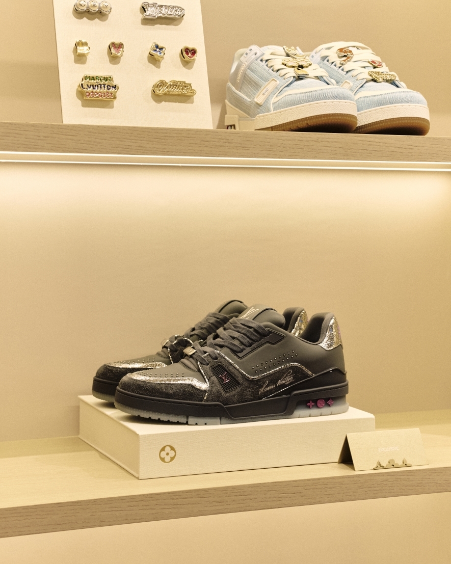 Exclusive items available at Louis Vuitton Seoul Dosan store (Louis Vuitton)