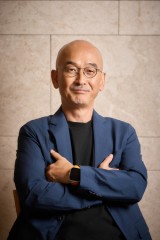 Why did blockbuster director Lee Joon-ik turn to short-form drama? [Interview]