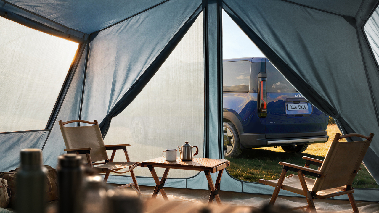 Teaser image of the Kia PV7. (Kia)
