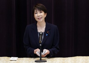 다카이치, ‘식품소비세 감세’ 법안 통과 위해 ‘전담 각료’ 신설 검토
