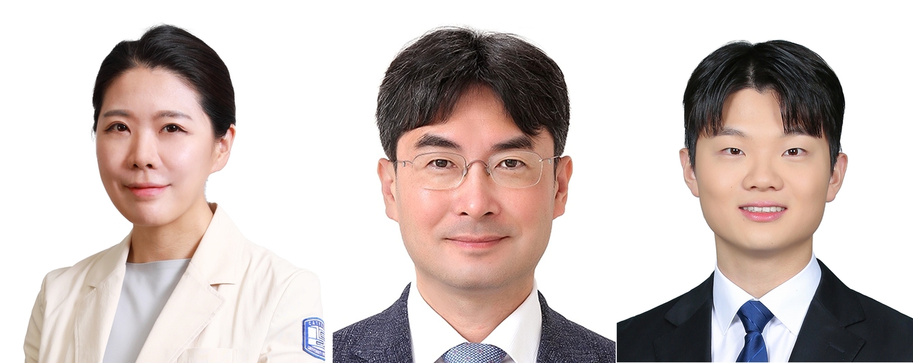 신현영(왼쪽부터) 서울성모병원 가정의학과 교수, 박상민 서울대병원 가정의학과 교수, 두장호 서울대학교 의과대학 학생.[서울성모병원 제공]