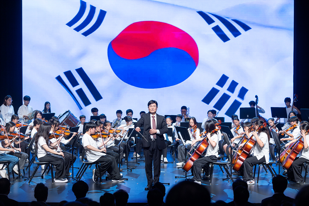 A performance held last year during Yeongdeungpo District Residents' Day.