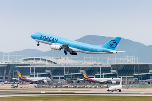 Korean Air to recode Asiana Airlines flights ahead of Dec. 17 merger launch