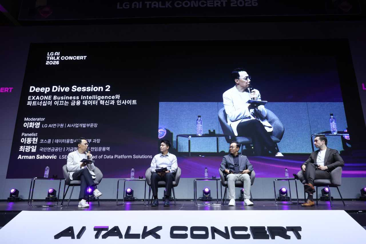 LG AI Research holds the "LG AI Talk Concert 2026" at LG Science Park's Convergence Hall in Magok, Gangseo-gu, Seoul, on Monday, showcasing expert AI applications developed for manufacturing, finance and science. [Courtesy of LG]