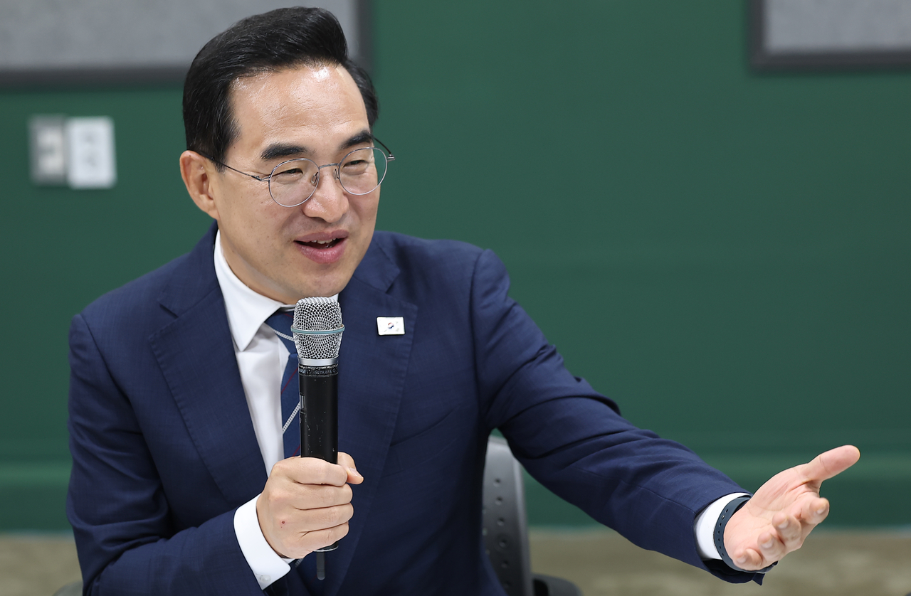 Ministry of Planning and Budget Minister Park Hong-keun [Yonhap]