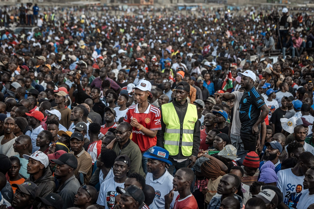 Supporters of the Kenyan opposition Linda Mwananchi (Protect Citizens) coalition attend an opposition rally in Nairobi, Kenya, Sunday. (AFP-Yonhap)
