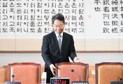 코로나 치료제 로비 의혹…김승원 “문과라 몰랐다” [이런정치]