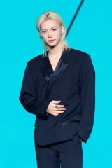 Stray Kids' Felix donates W300m on his birthday