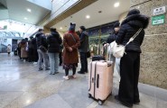 “중국인 무비자 입국 금지” 국민청원 6만명 돌파…공은 국회로