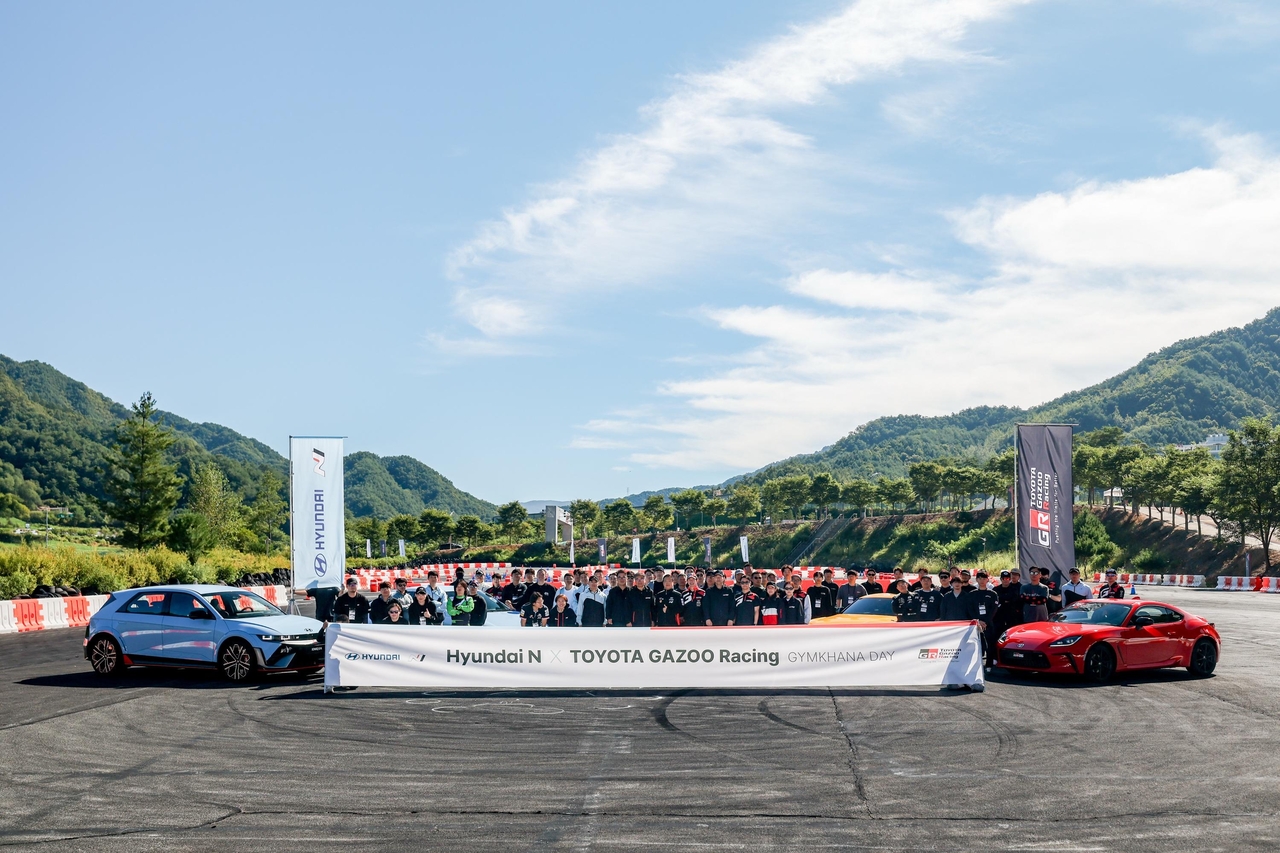 Hyundai Motor and Toyota Korea hold the "Hyundai N x Toyota GR Gymkhana Day" at Inje Speedium in Inje-gun, Gangwon Province on Friday.