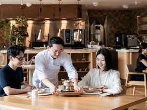 Hanwha's hansik fine-dining restaurant Asadal fully booked through October