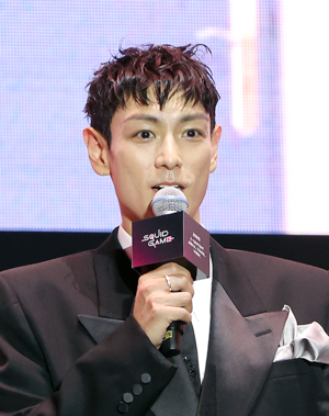 [뮤즈★]“같은 무대 설 수 없지만 응원” 탑, 빅뱅 20주년 활동에 솔직한 반응