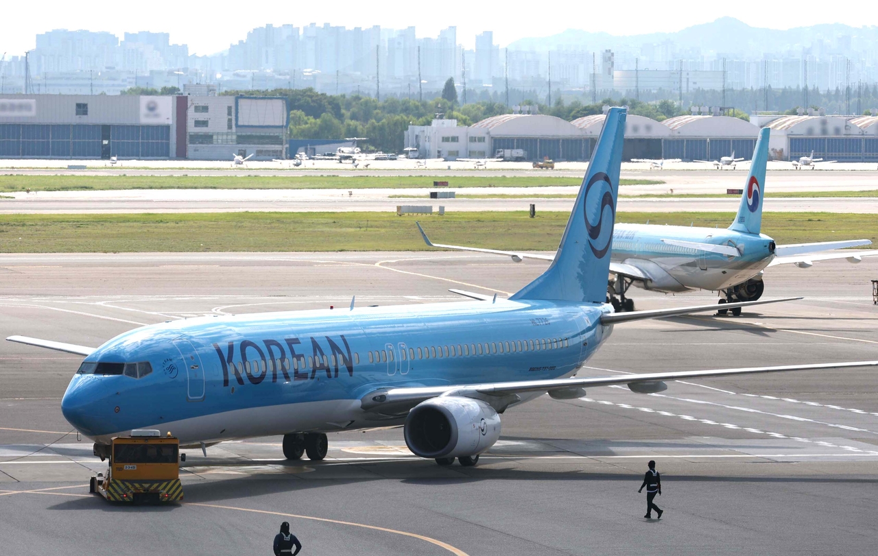 Korean Air aircraft are parked at Gimpo Airport on Sept. 8. (Yonhap)