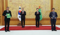 韓, ‘세계 우라늄 39% 생산’ 카작과 원자력 공급망 강화…재생에너지도