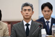 與 “재테크 방법 몰라” vs 野 “아들 간수 못하는데 50만 軍 지휘?”…강신철 ‘부동산 논란’ 공방전 [이런정치]