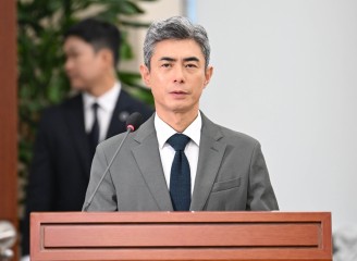 강신철 국방부 장관 후보자가 16일 오전 서울 여의도 국회 국방위원회에서 열린 인사청문회에서 모두발언을 하고 있다. 이상섭 기자