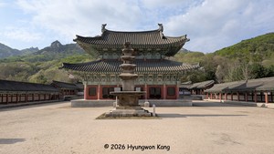 The spirit of hoetong in Korean Buddhism:  Buddhist temples rebuilt after the ravages of war