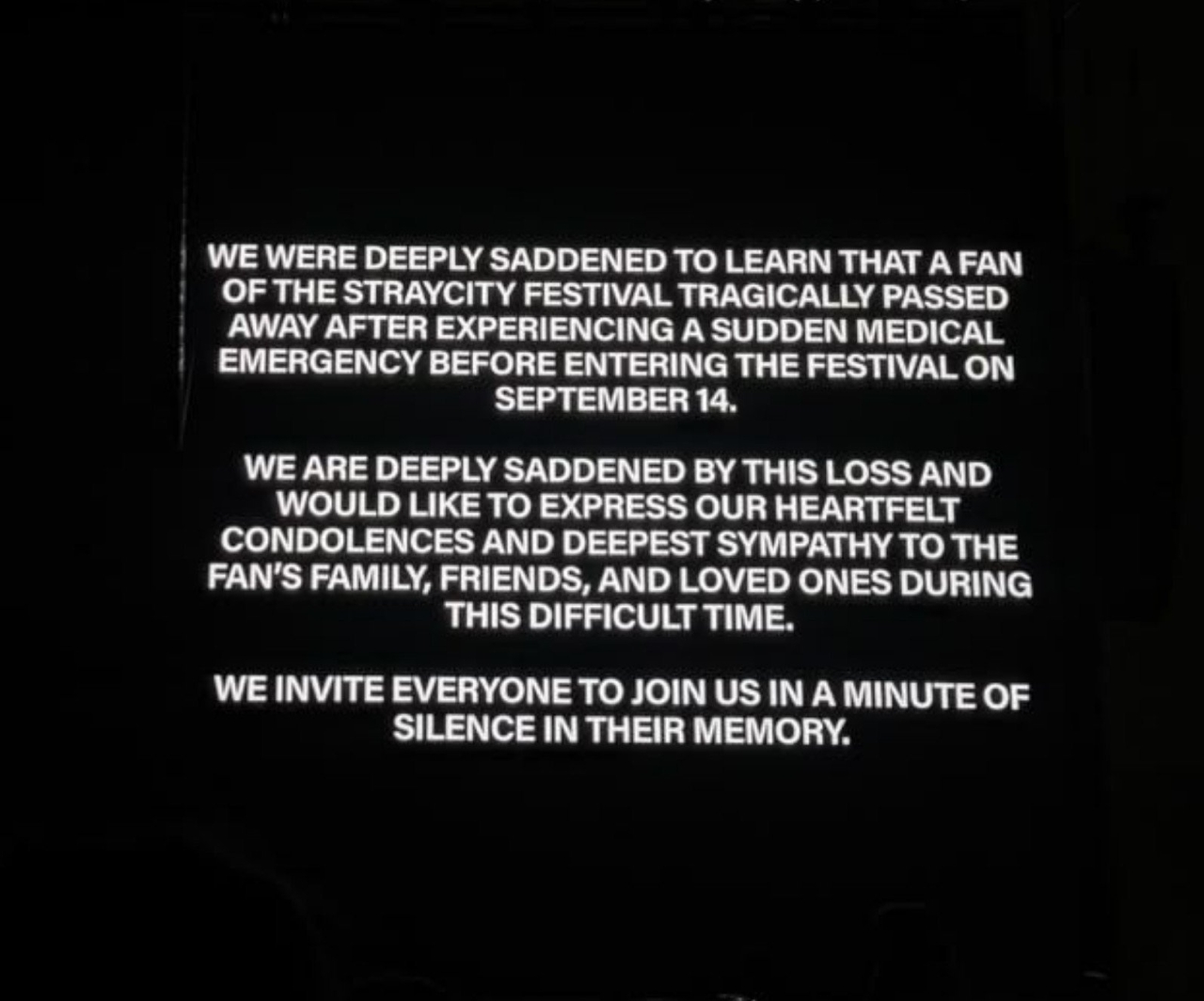 A condolence message in English is displayed on a screen at the San Isidro Racecourse near Buenos Aires, Argentina, Tuesday, in memory of the teenage fan who died before Stray Kids’ Straycity Festival concert. (X @RACHANI0G)