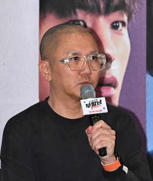 [포토] 인사말하는 백감독