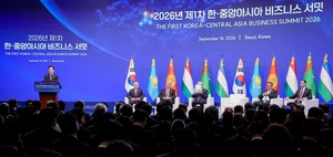 Lee calls on Central Asian nations to forge  ‘new Silk Road’ with Korea