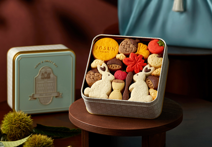 Rabbits, moon jars and pistachios: Chuseok gifts take shape