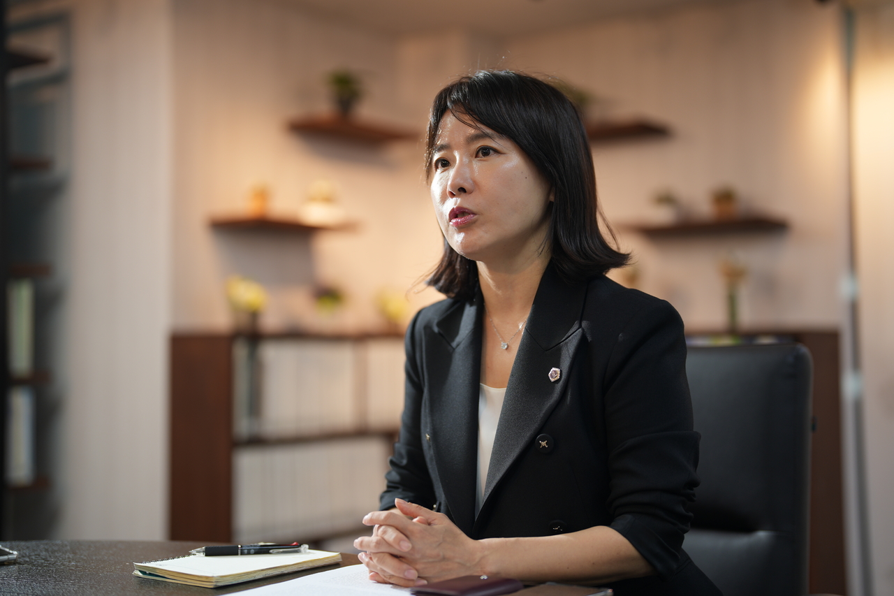 Yoon outlines her priorities for the education committee: improving the learning environment in Jamsil, making more efficient use of the education budget, and closing the education gap in the age of AI. (Yang Jeong-won)