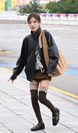 [포토] 웬디 ‘화보 같은 출국 길’
