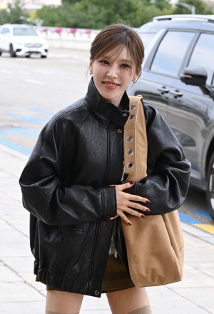 [포토]레드벨벳 웬디 ‘잘 다녀오겠습니다’