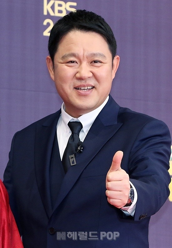 Broadcaster Kim Gura. [Herald POP (now Herald Muse) via Herald Business]