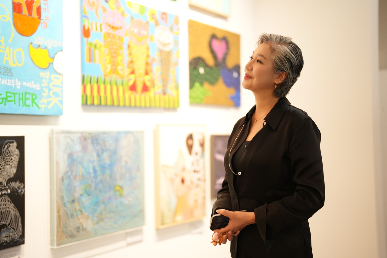 Park speaks at a newly opened exhibition room on the second floor of Seoul Women's Plaza about AI-driven innovation in care and safety, and the importance of policy outcomes that citizens can feel. (Yang Jeong-won)