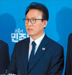 김민석 “내내 같은 생각, 같은 마음”…장동혁 “국민통합 아닌 좌파통합” [李대통령 기자회견]