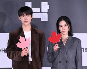 [포토]배현성, 김현주 ‘캐나다에서 왔어요’