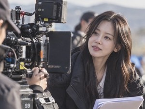 As drama actor fees hit W500m per episode, a digital alternative emerges
