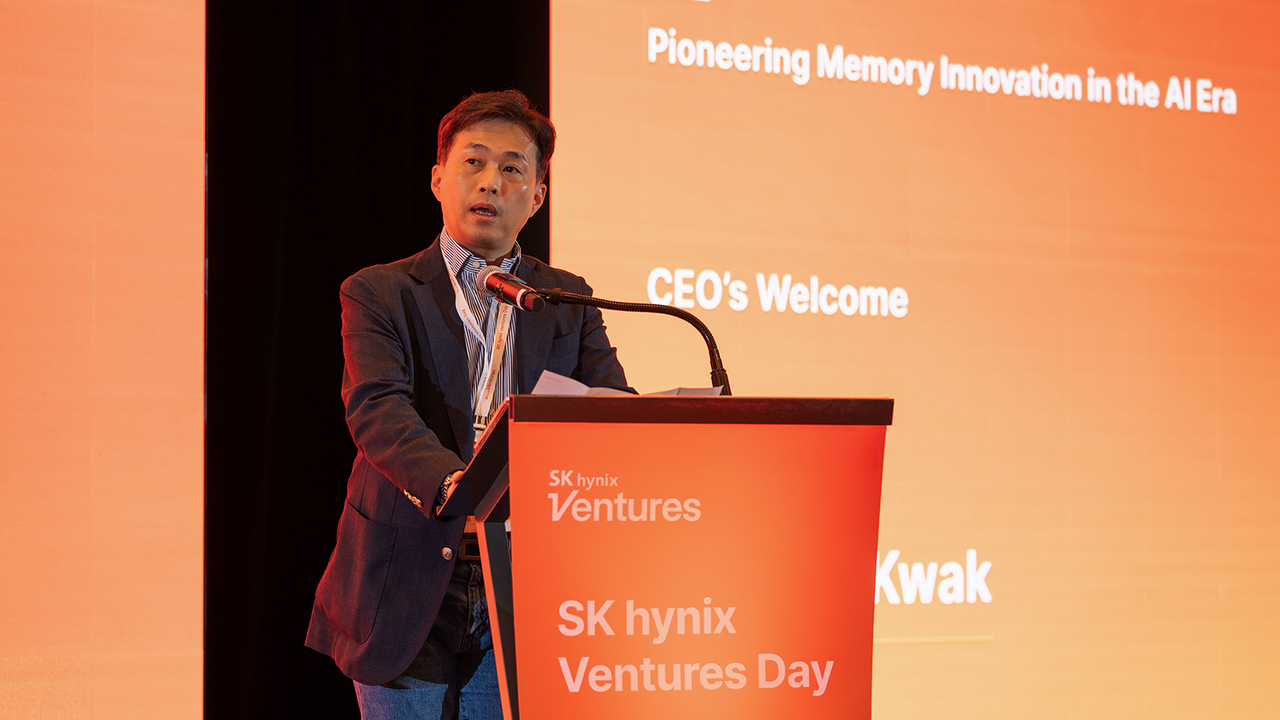 SK hynix President and CEO Kwak Noh-jung hosts the first SK hynix Ventures Day in Silicon Valley on Thursday (local time), saying "competitiveness in the AI era comes from the ecosystem's ability to create new value together — with customers, partners and startups." [SK hynix Newsroom]