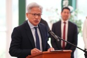 젠슨황·저커버그·머스크, 트럼프 설득…AI규제기구 무산 [1일1트]