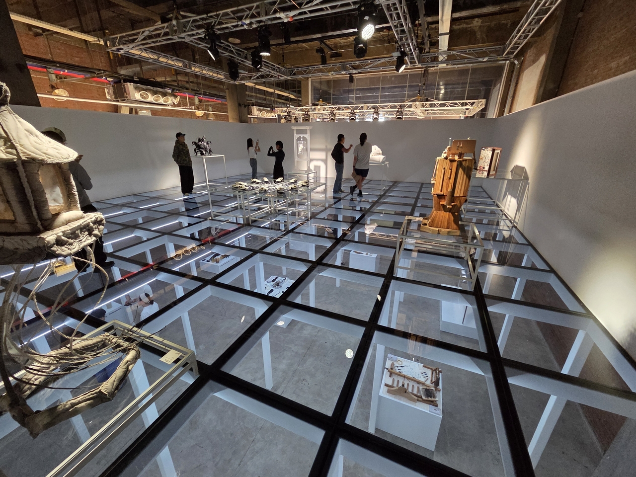The second floor of Nike's "Version 0: Prototype" exhibition at Seoul National University's No. 1 Power Plant in Gwanak-gu, Seoul, on Friday.